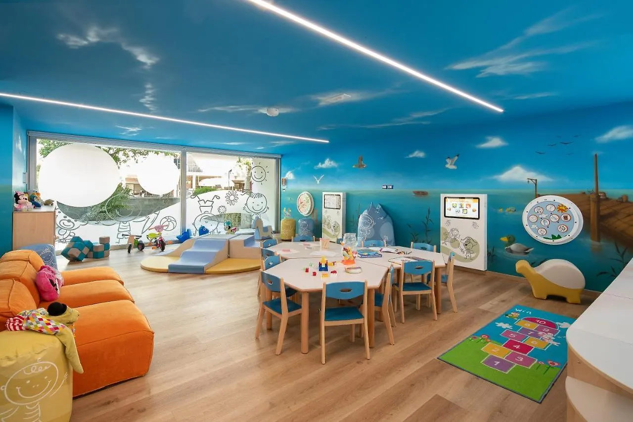 アパートホテル Residence Serenissima ビビオーネ