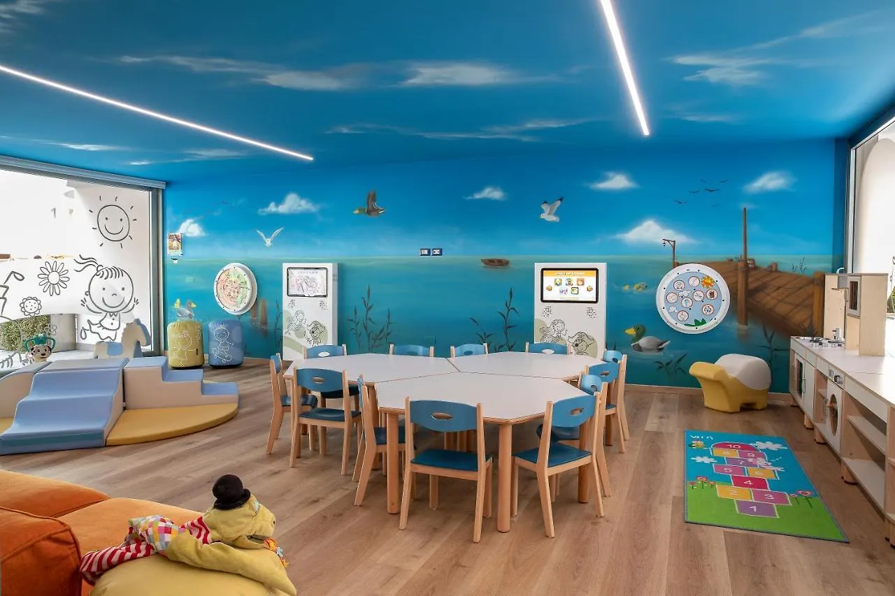 アパートホテル Residence Serenissima ビビオーネ