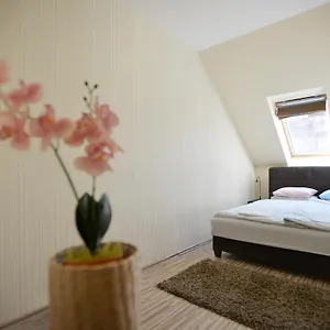 family-deluxe-apartments.egerhotels.net/