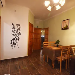 bathory-apartman.egerhotels.net/